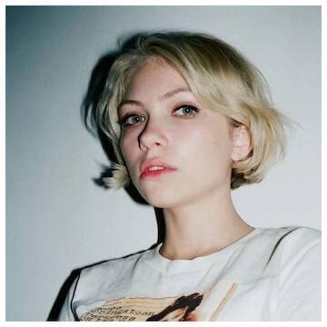 Photo of Tavi Gevinson