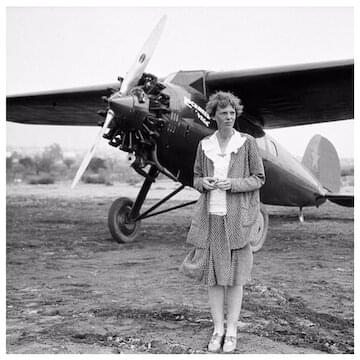 Photo of Amelia Earhart